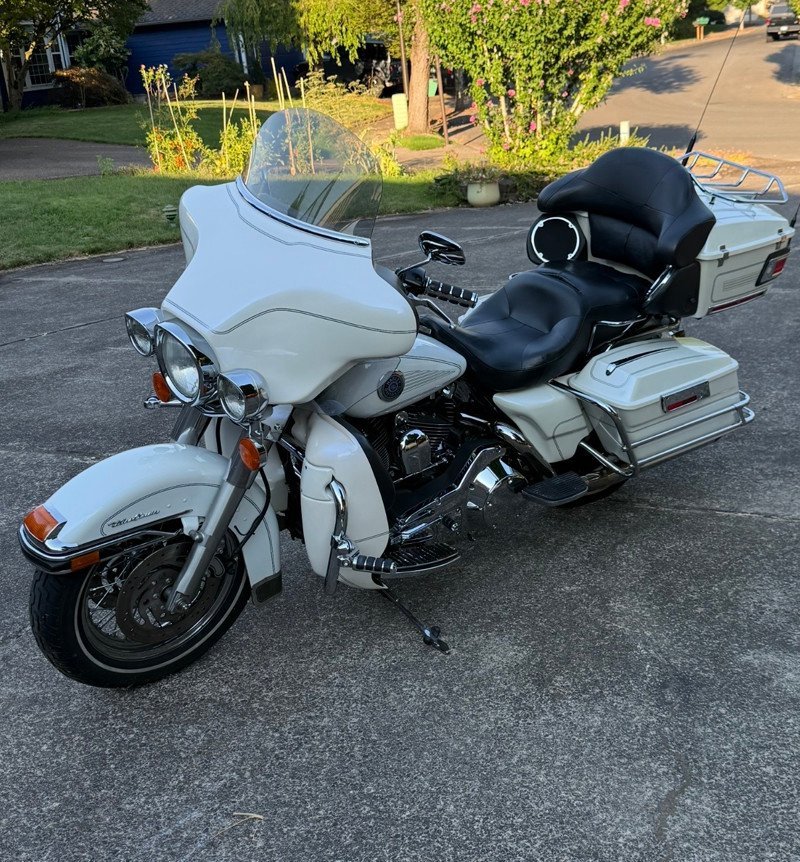 2004 Electra Glide® Classic - Image 6