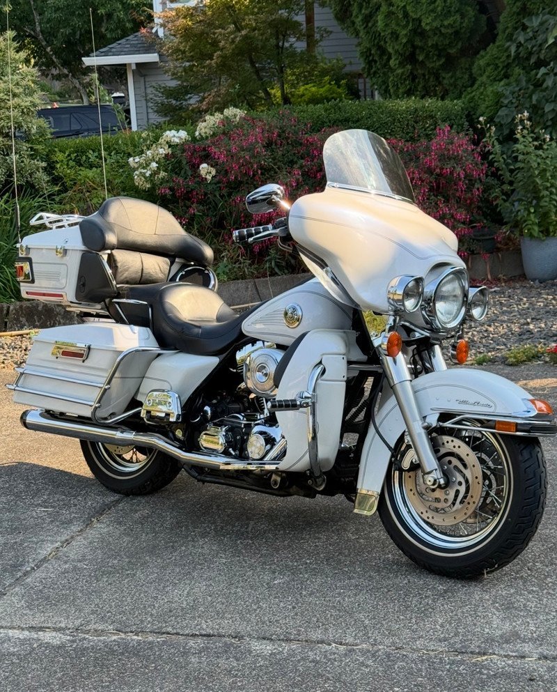 2004 Electra Glide® Classic - Image 9