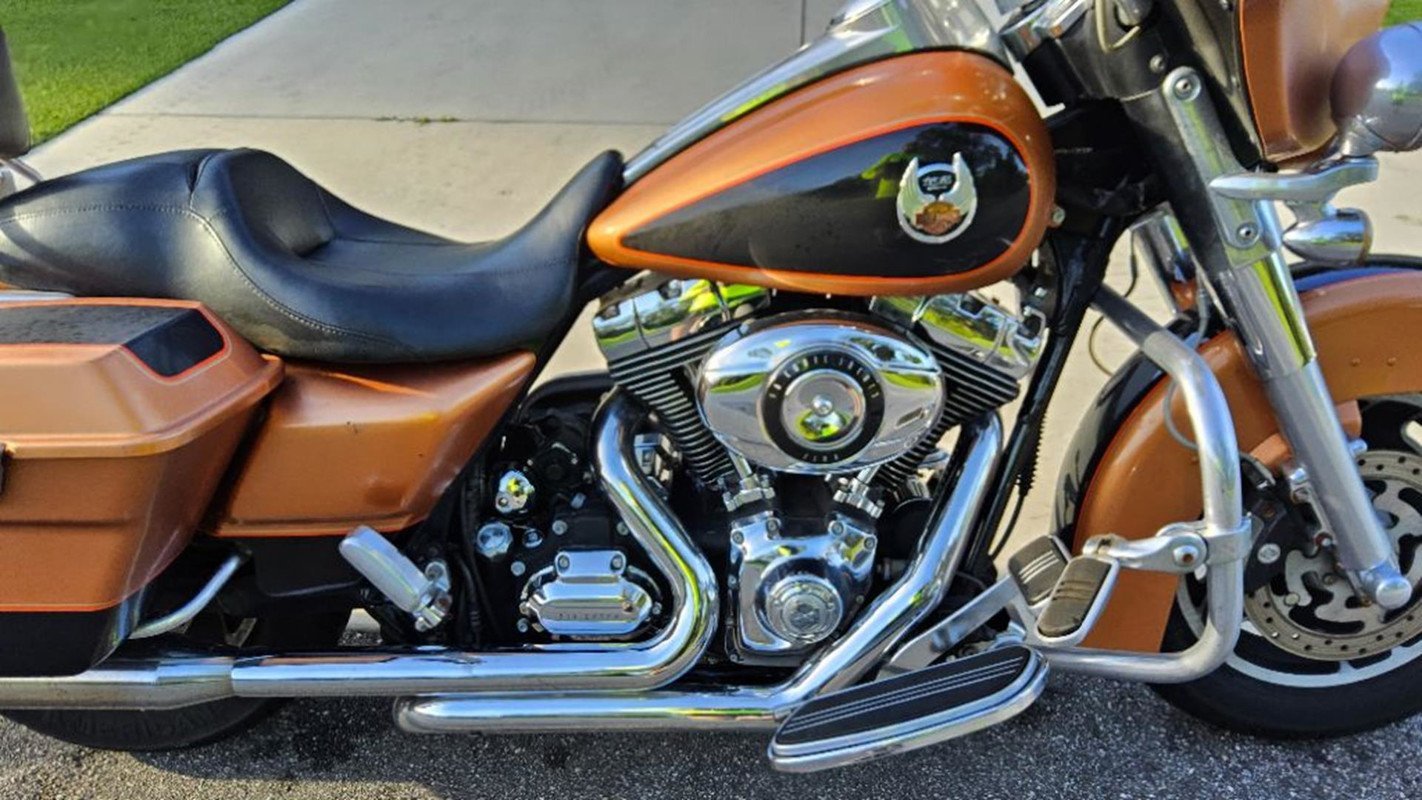 2008 Street Glide® - Image 9