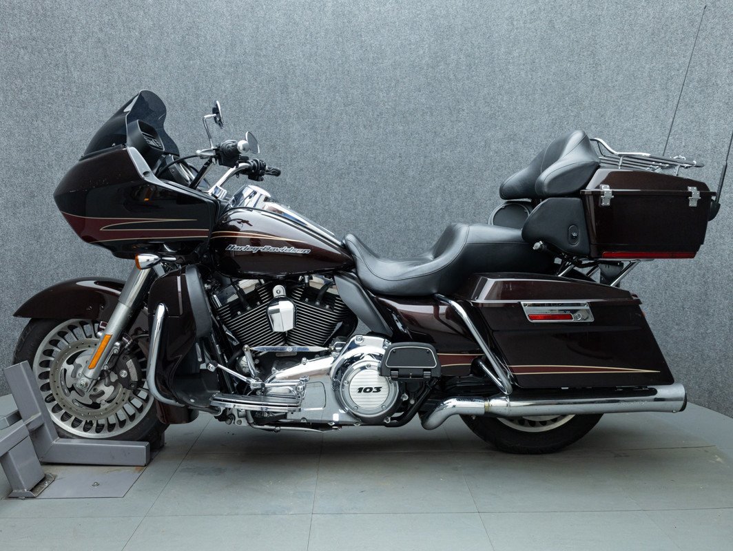 2011 Road Glide® Ultra - Image 9