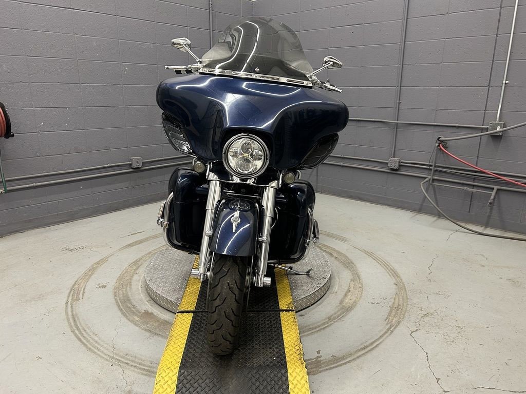 2012 Harley-Davidson® Street Glide® - Image 9