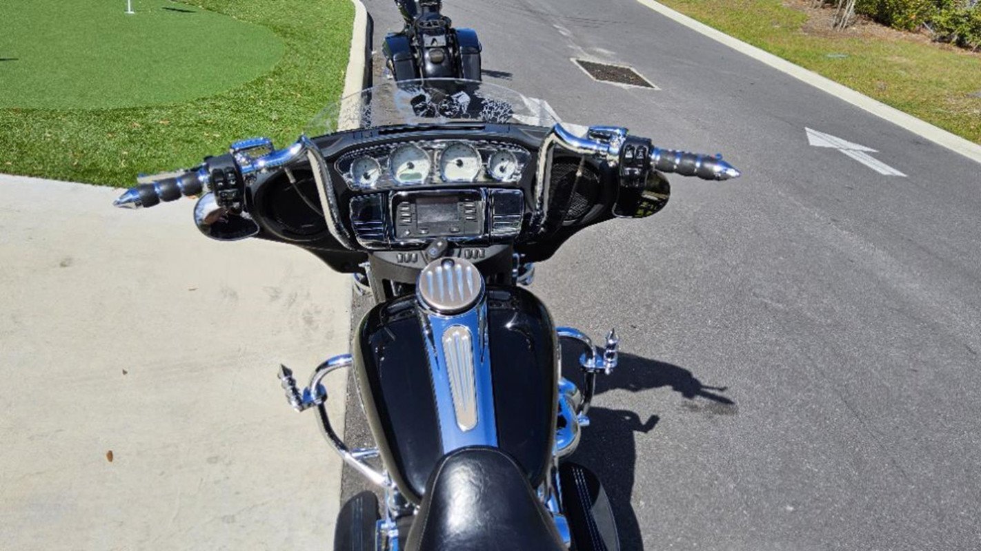 2014 Harley-Davidson Street Glide Special - Image 3