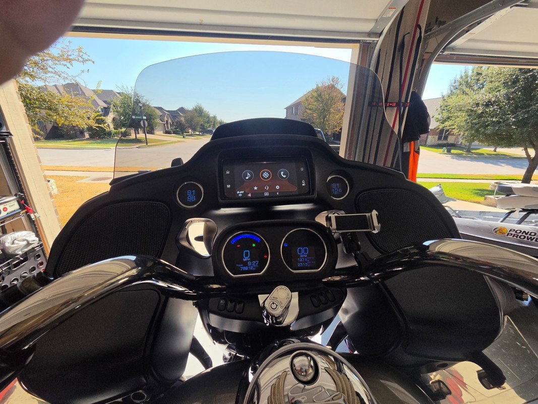 2017 Road Glide Ultra - Image 3