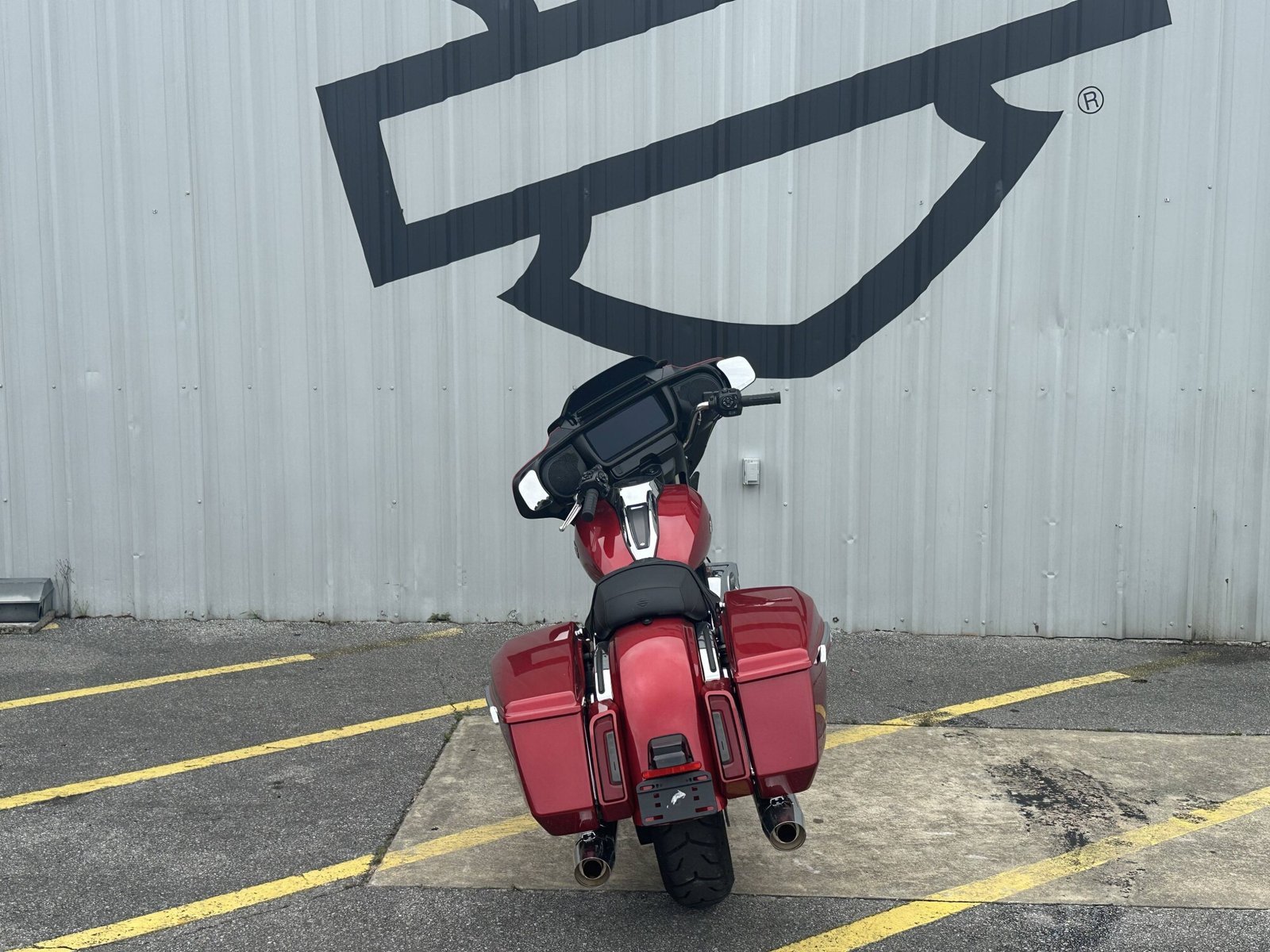 FLHX 2025 Street Glide® - Image 4