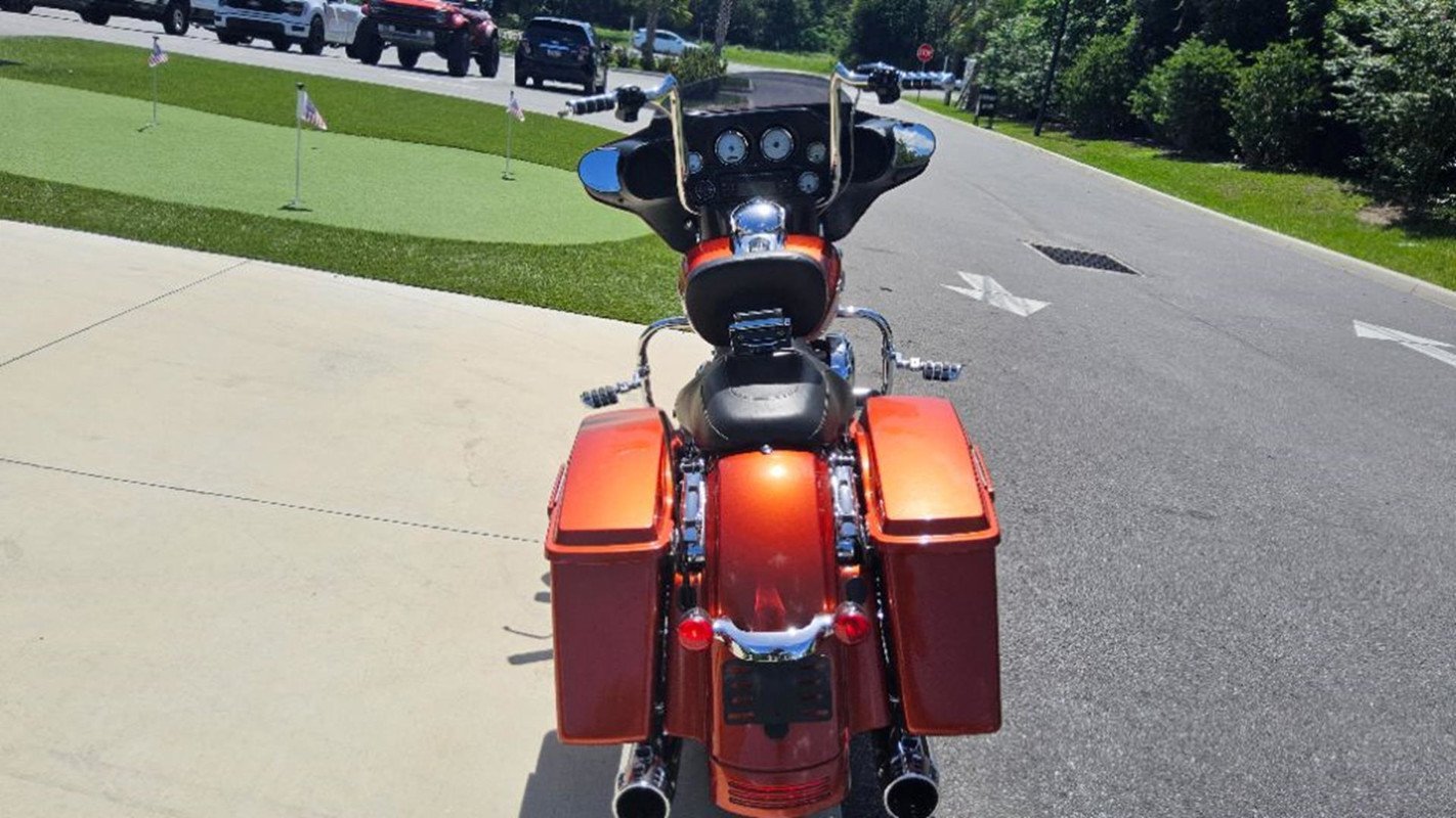 Harley-Davidson 2011 Street Glide - Image 3